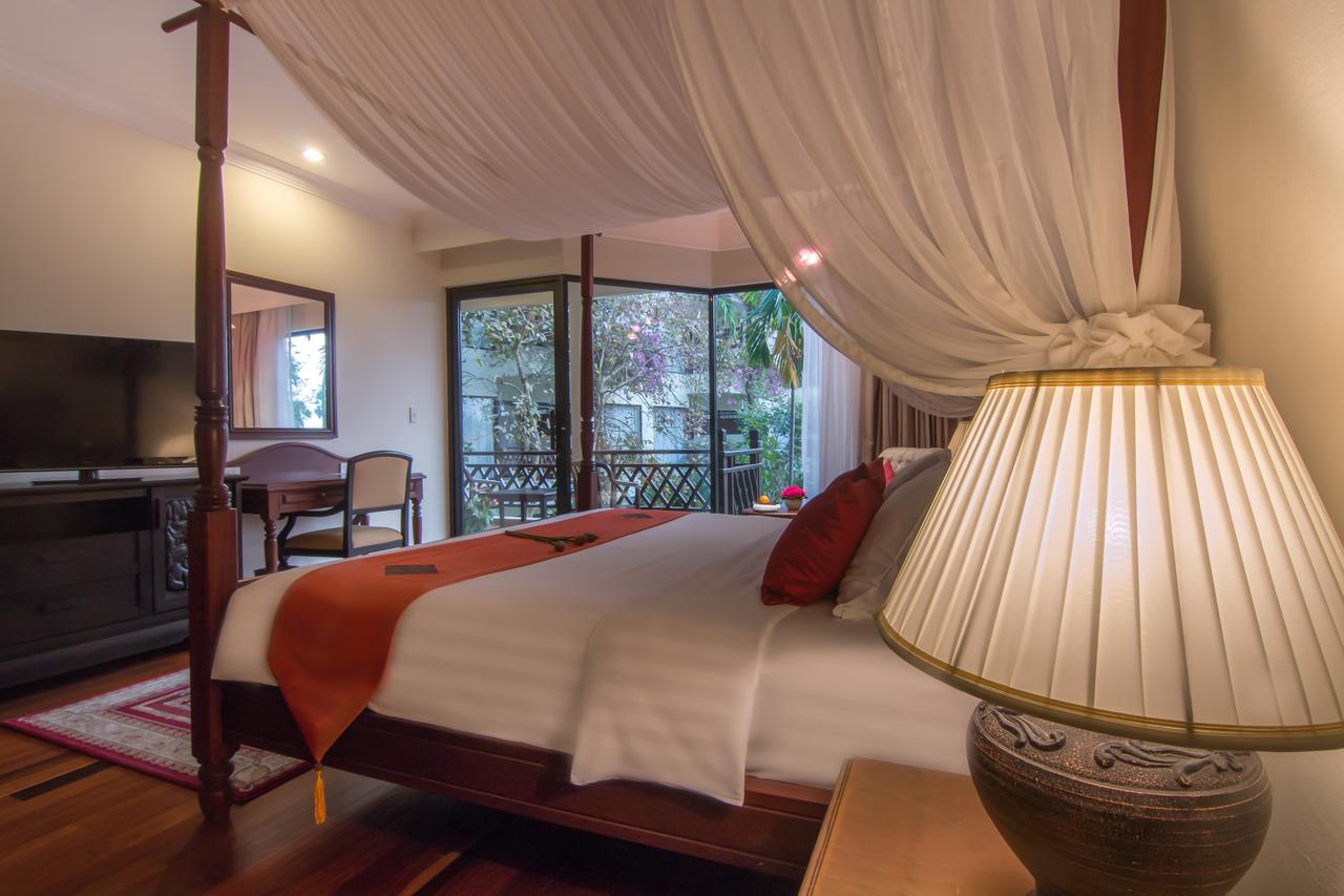 Angkor Palace Suite&Villa Ciudad de Siem Riep Exterior foto