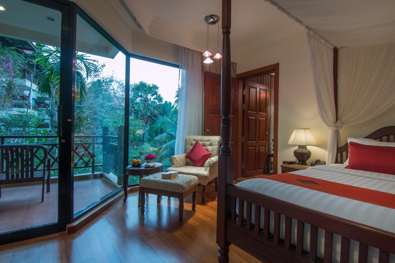 Angkor Palace Suite&Villa Ciudad de Siem Riep Exterior foto