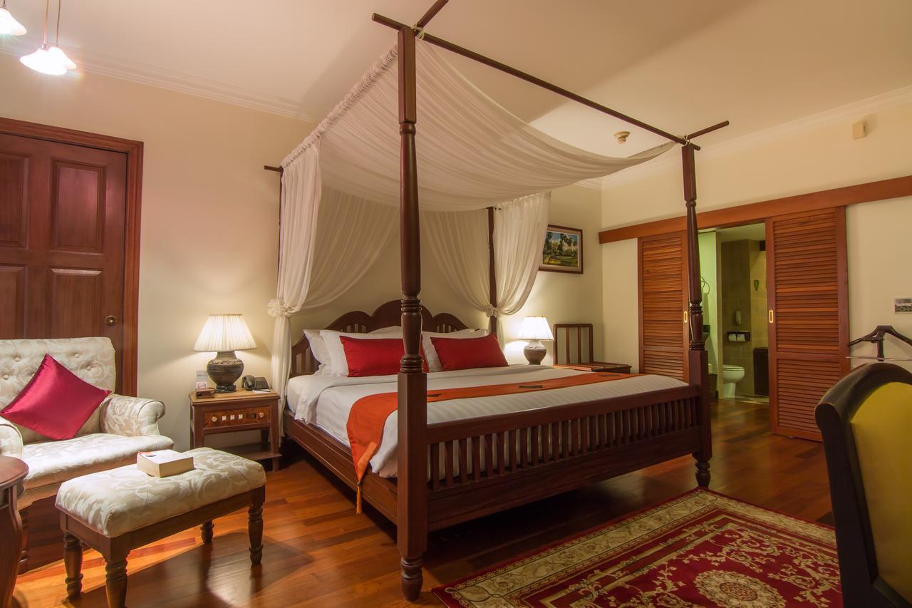 Angkor Palace Suite&Villa Ciudad de Siem Riep Exterior foto