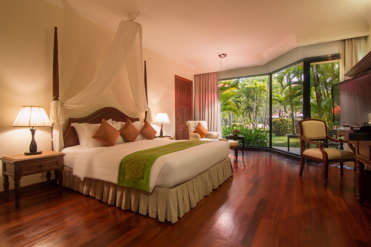 Angkor Palace Suite&Villa Ciudad de Siem Riep Exterior foto