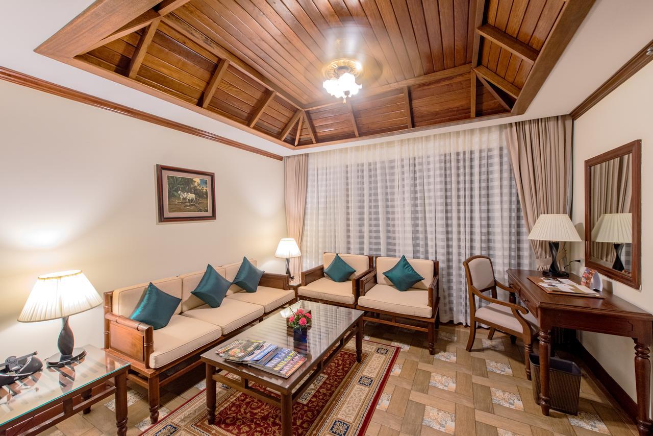 Angkor Palace Suite&Villa Ciudad de Siem Riep Exterior foto