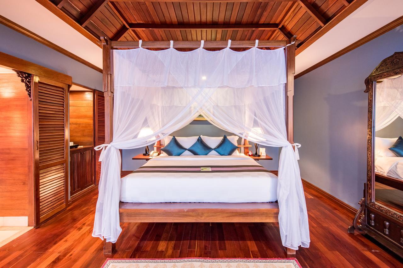 Angkor Palace Suite&Villa Ciudad de Siem Riep Exterior foto