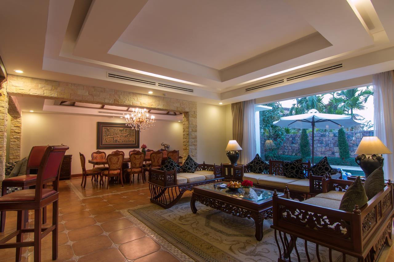 Angkor Palace Suite&Villa Ciudad de Siem Riep Exterior foto